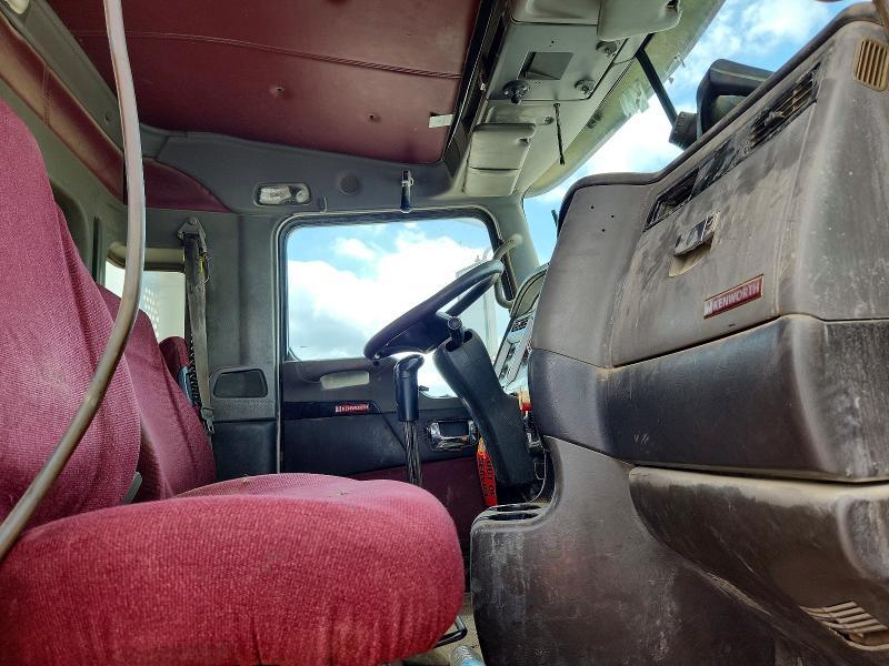 2013 Kenworth Construction W900
