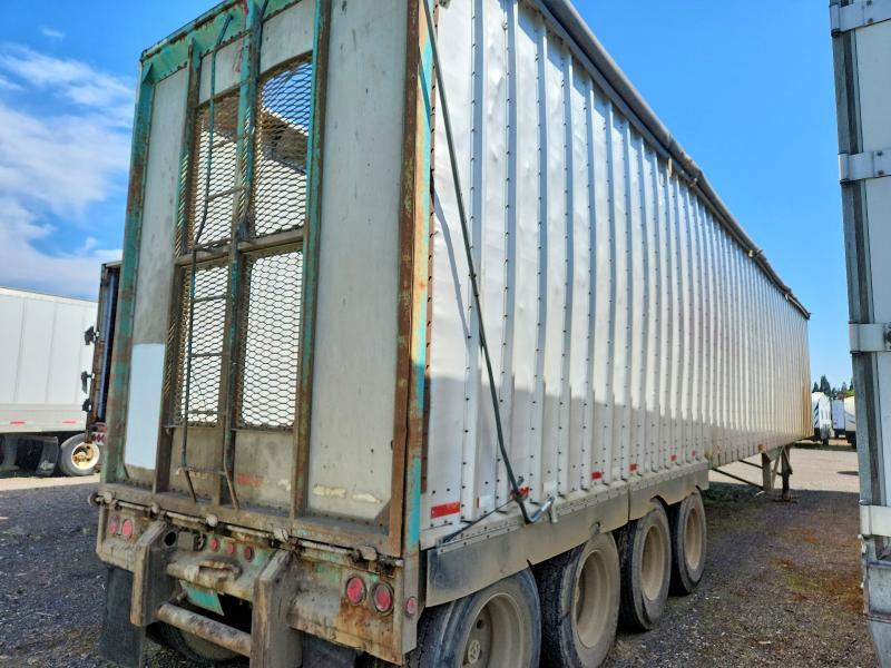 1995 Columbia Grain Trailer