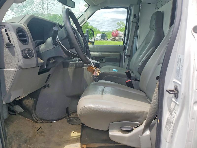 2023 Ford Econoline E350 Super Duty Cutaway Van