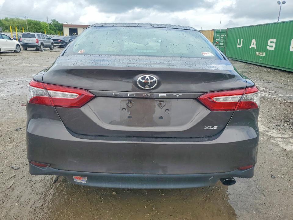 2018 Toyota Camry xle