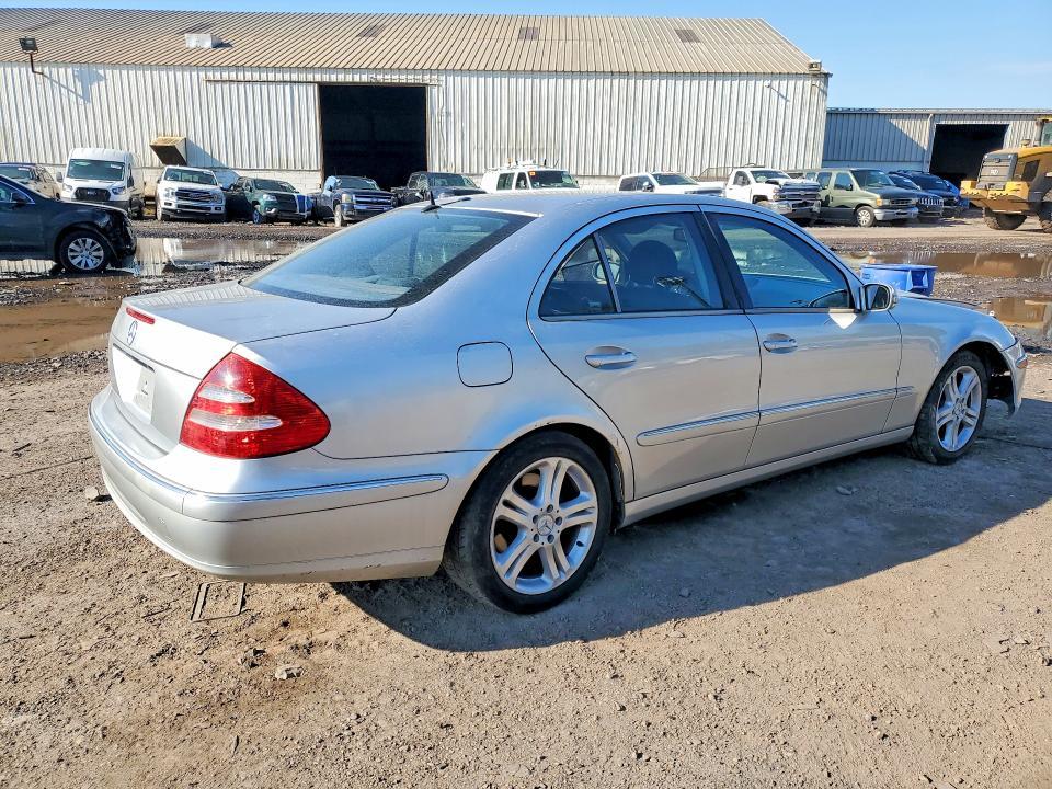 2005 Mercedes-Benz E