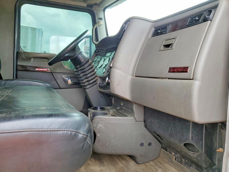 2022 Kenworth Construction T270