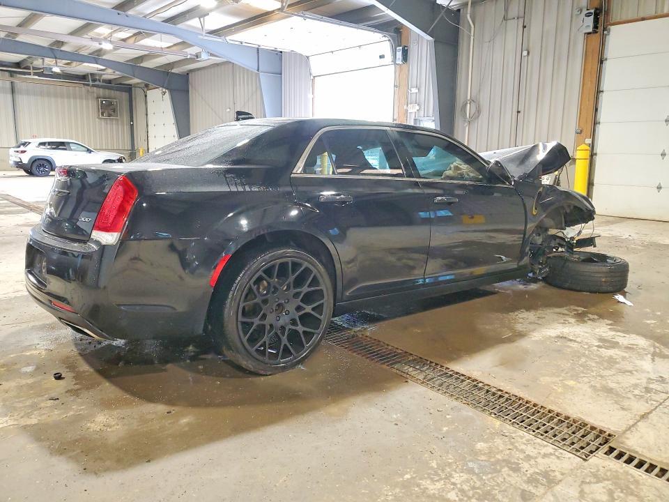 2019 Chrysler 300 Limited
