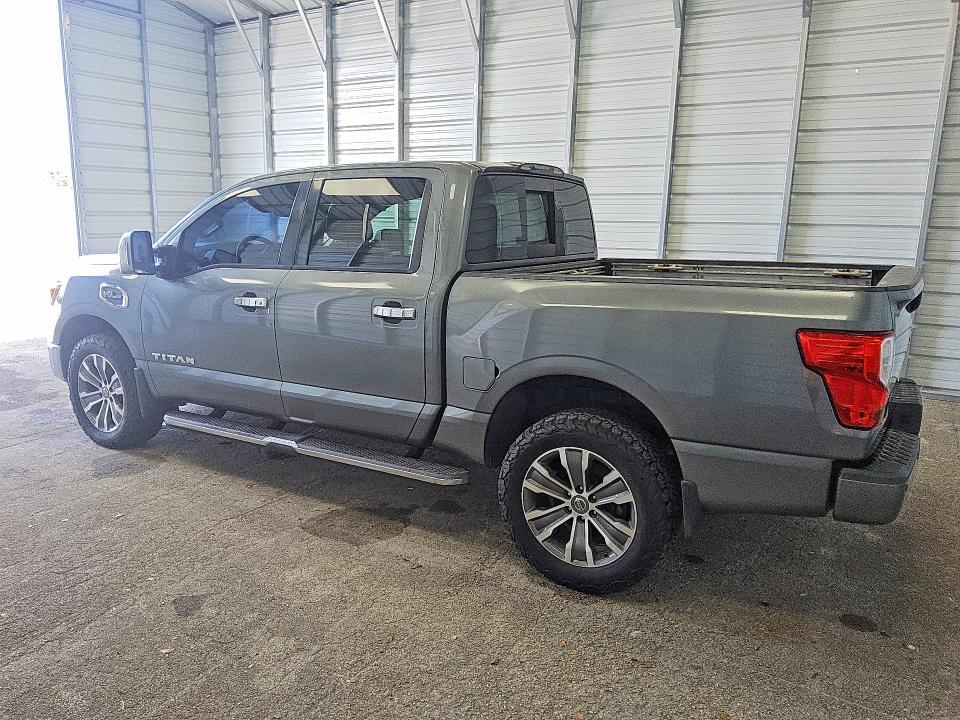 2017 Nissan Titan SL