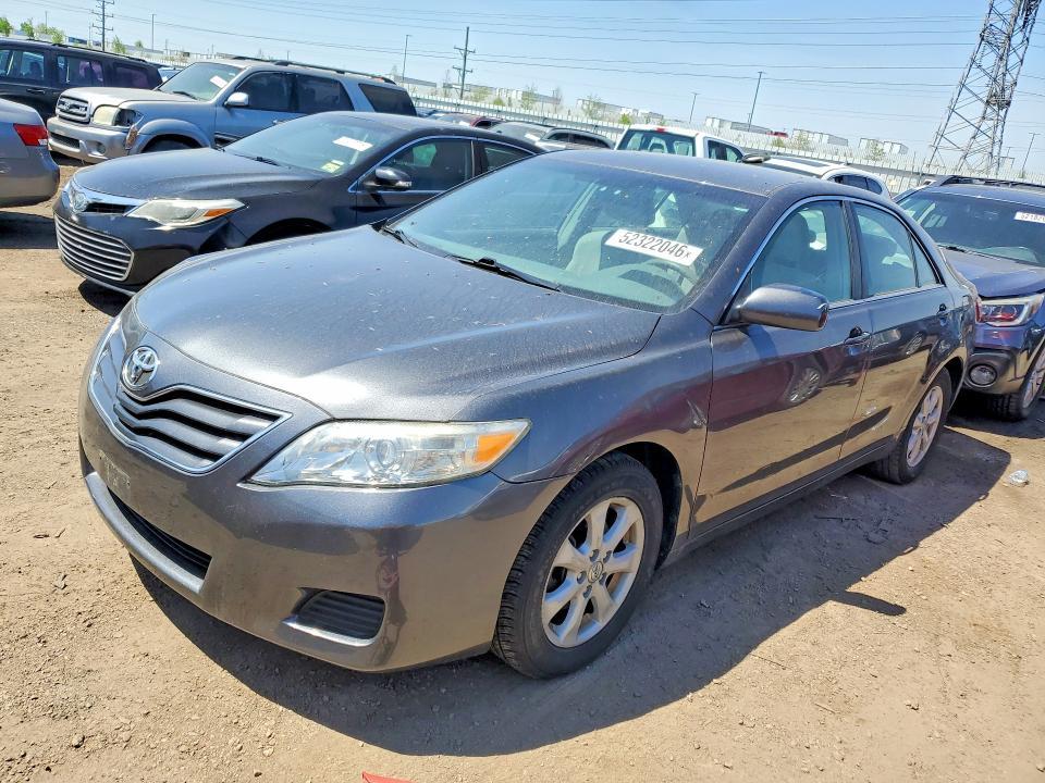 2011 Toyota Camry le