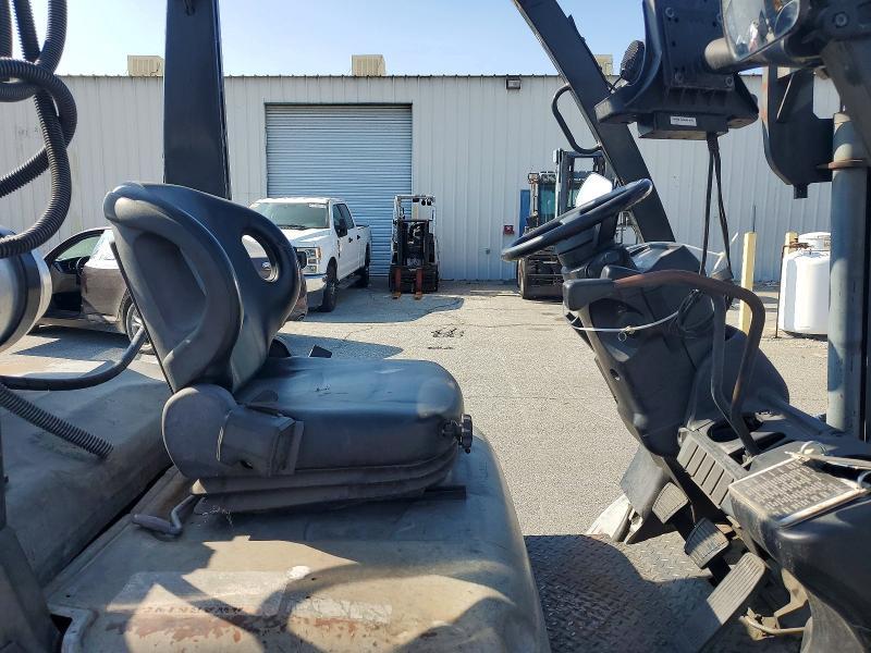 2006 Nissan Forklift