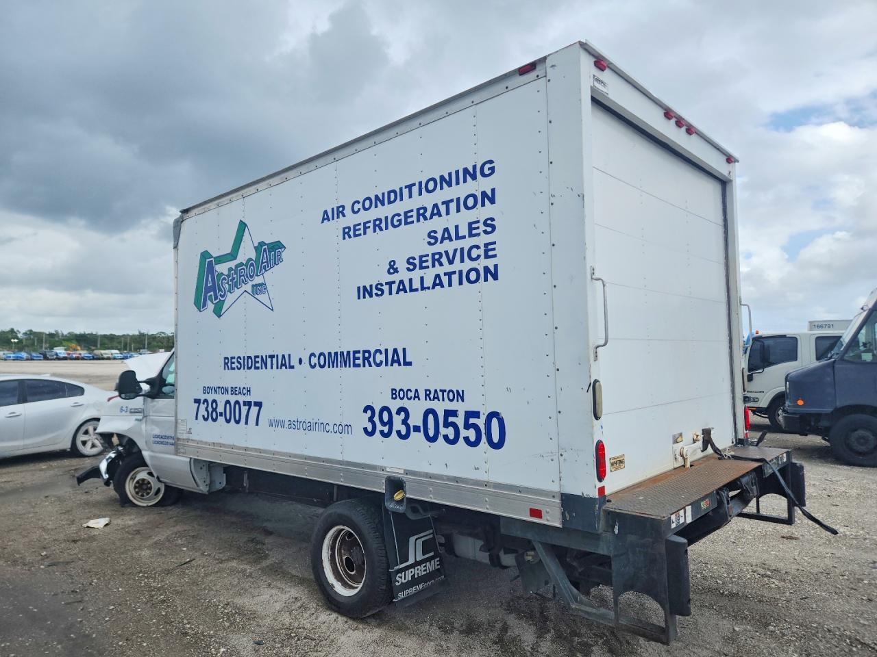 2016 Ford E350 BOX Truck