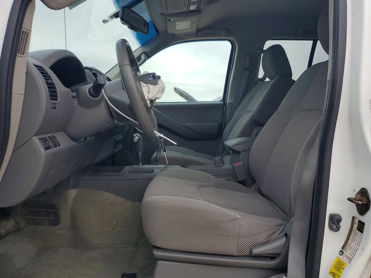 2014 Nissan Frontier S