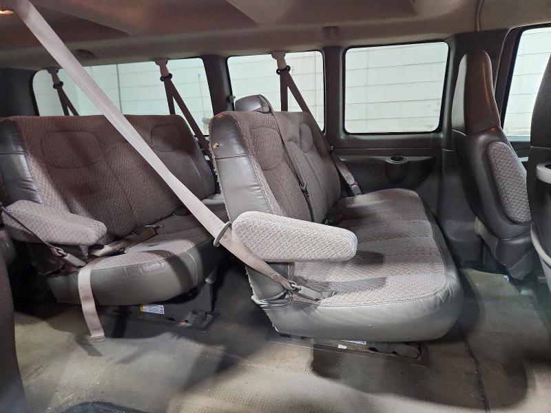 2003 Chev Express G3500