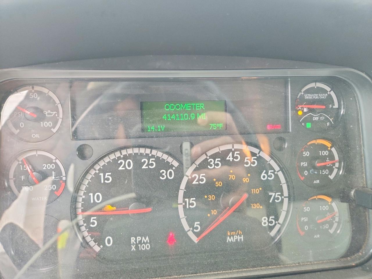 2019 Freightliner Business Class M2 BOX Truck