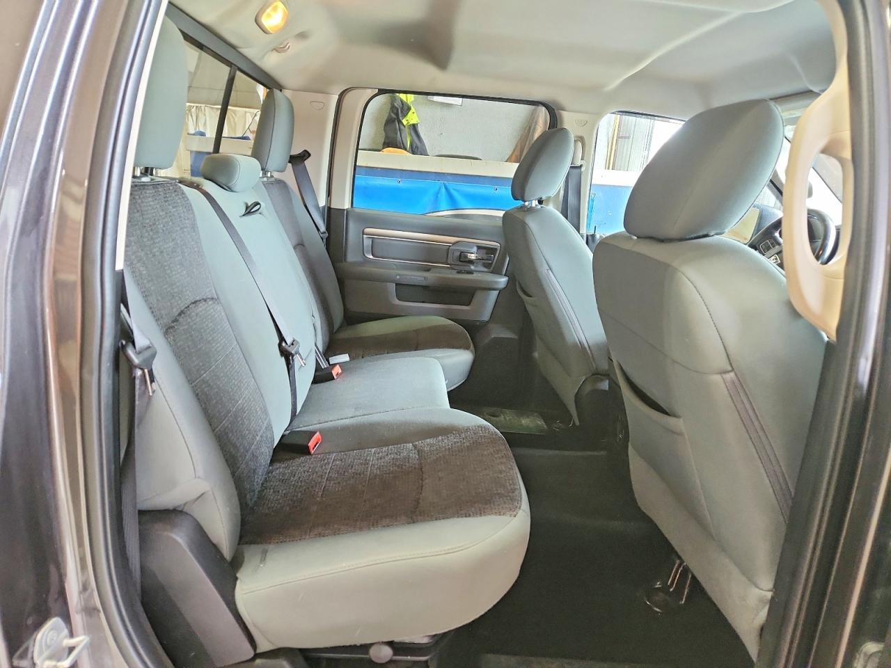 2016 Dodge RAM 1500 SLT