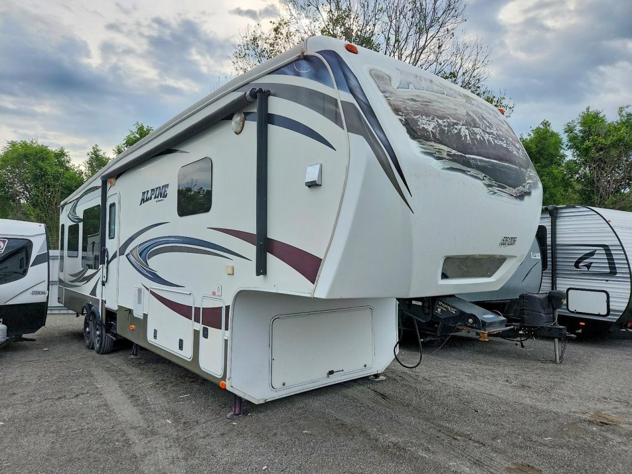 2014 Alpine 2014 Keystone Alpine Camper