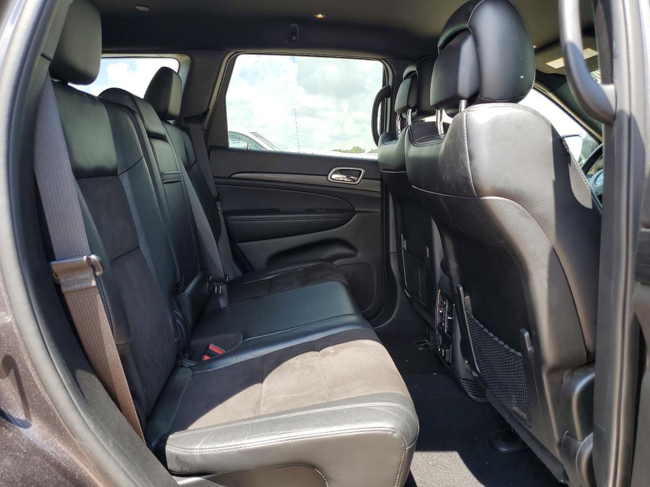 2020 Jeep Grand Cherokee Laredo