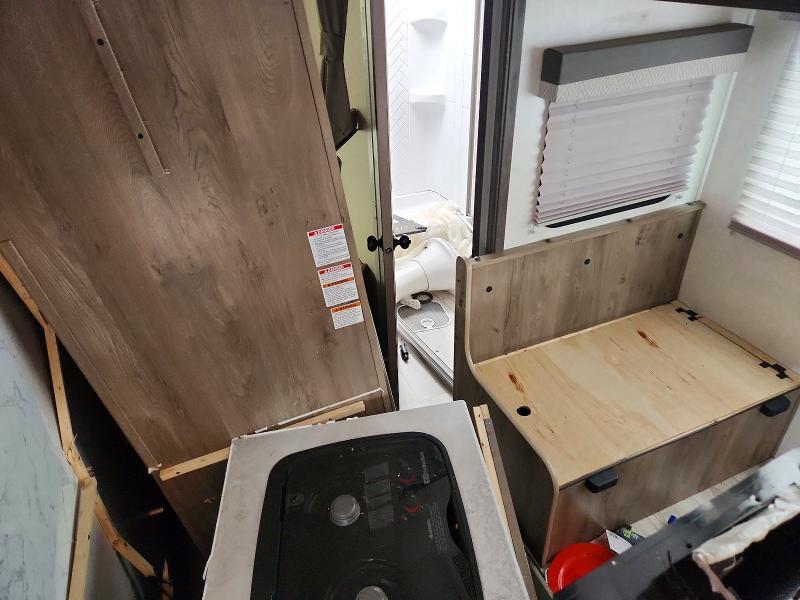 2022 Forest River Surveyor Camper