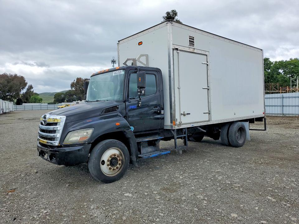 2012 Hino 258/268 BOX Truck