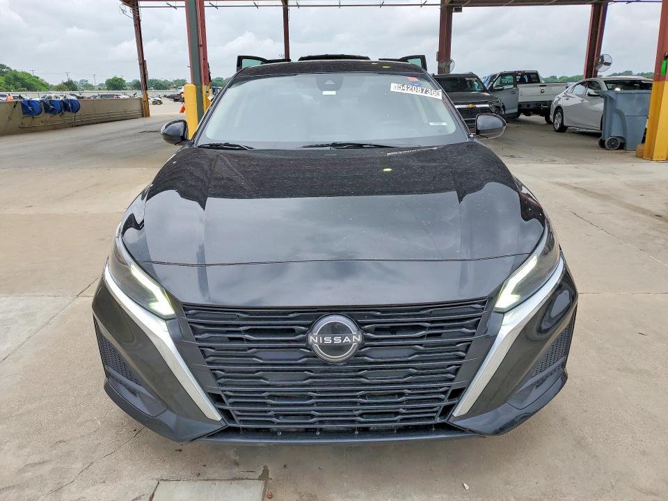 2023 Nissan Altima s