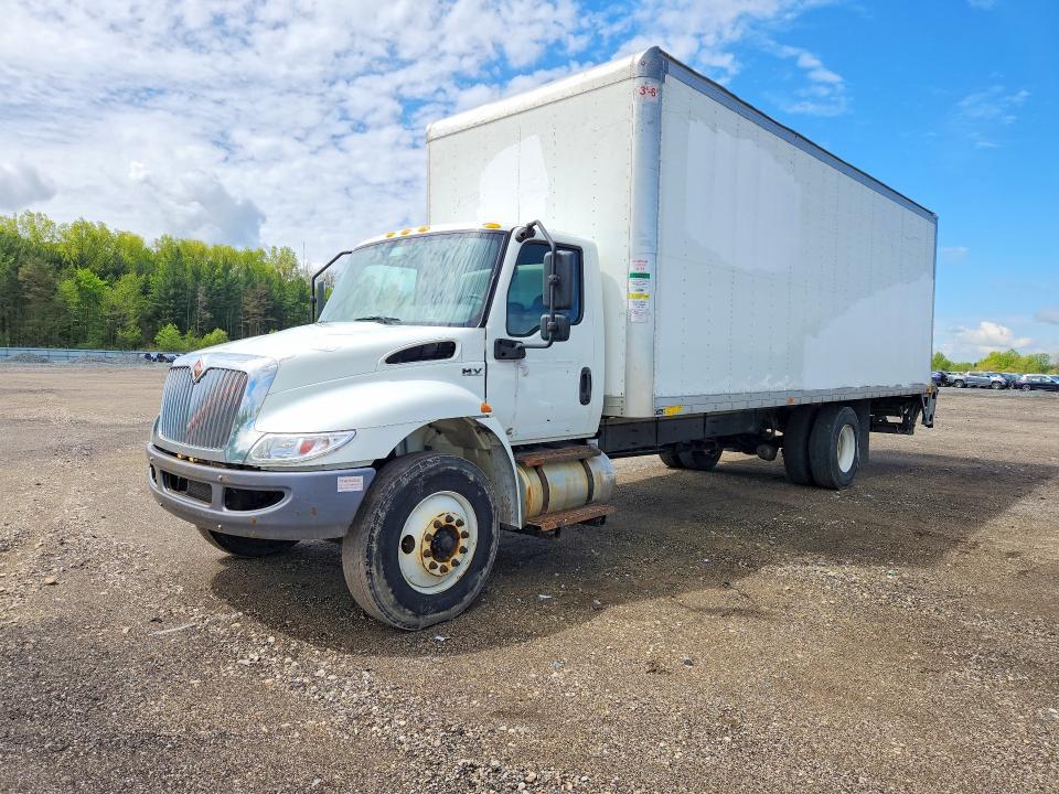 2022 International MV607 BOX Truck