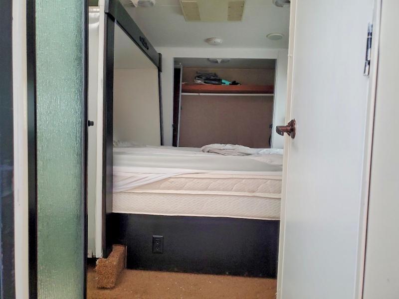 2011 Heartland BIG Country Camper