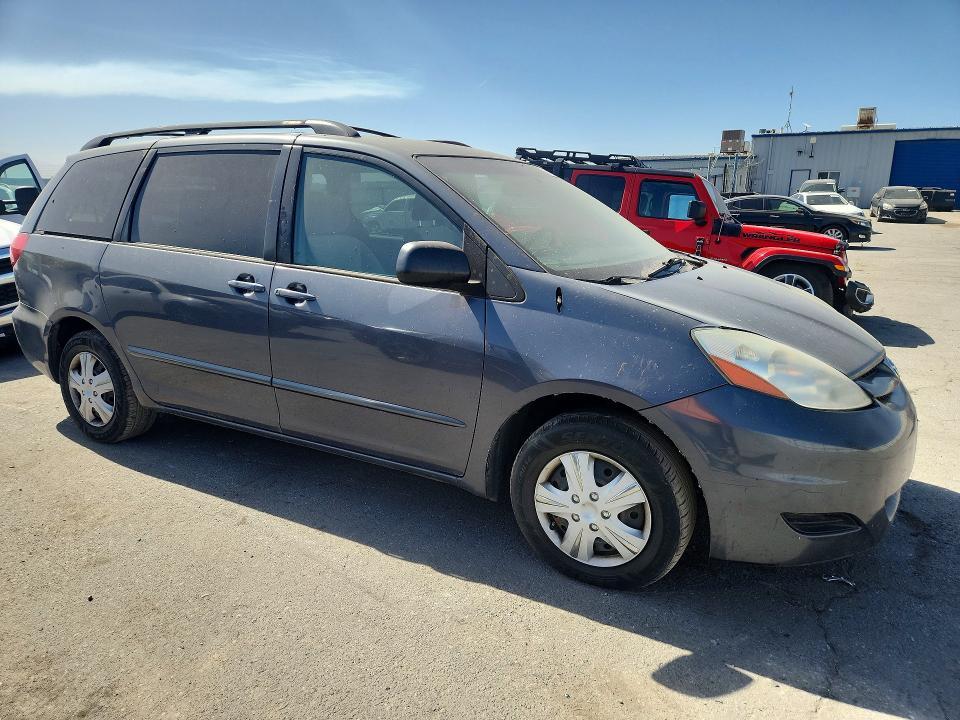 2008 Toyota Sienna le 7-passenger