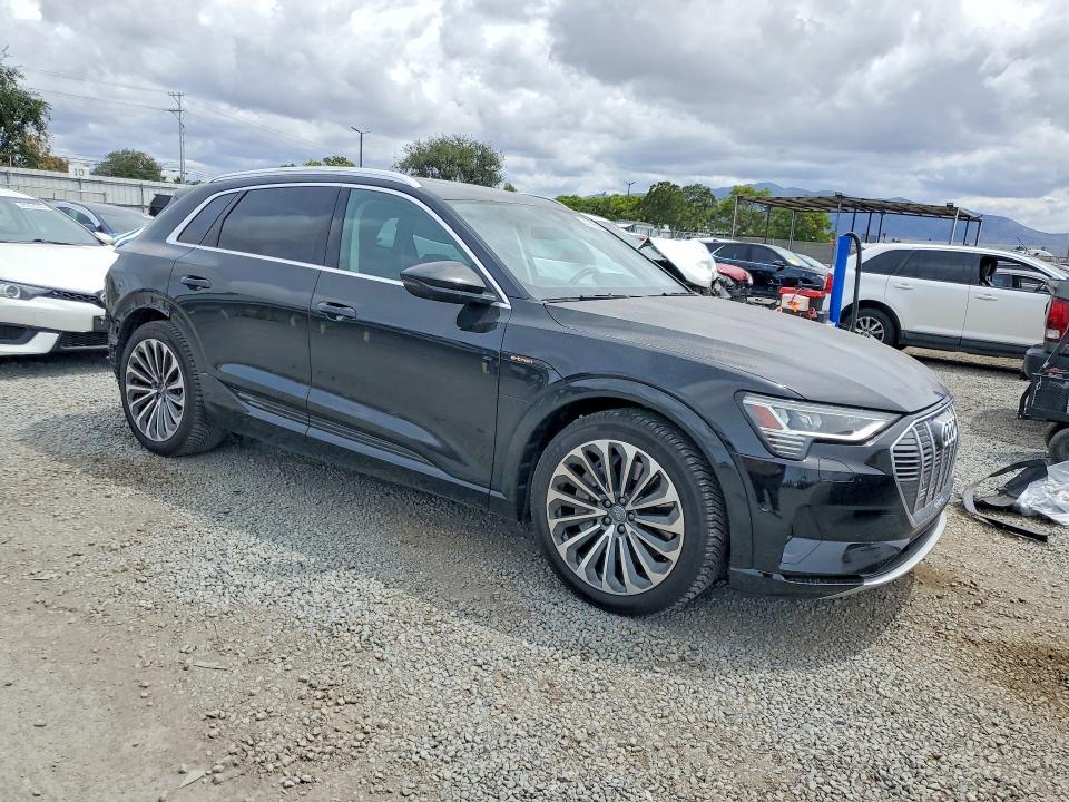2019 Audi E-tron Prestige