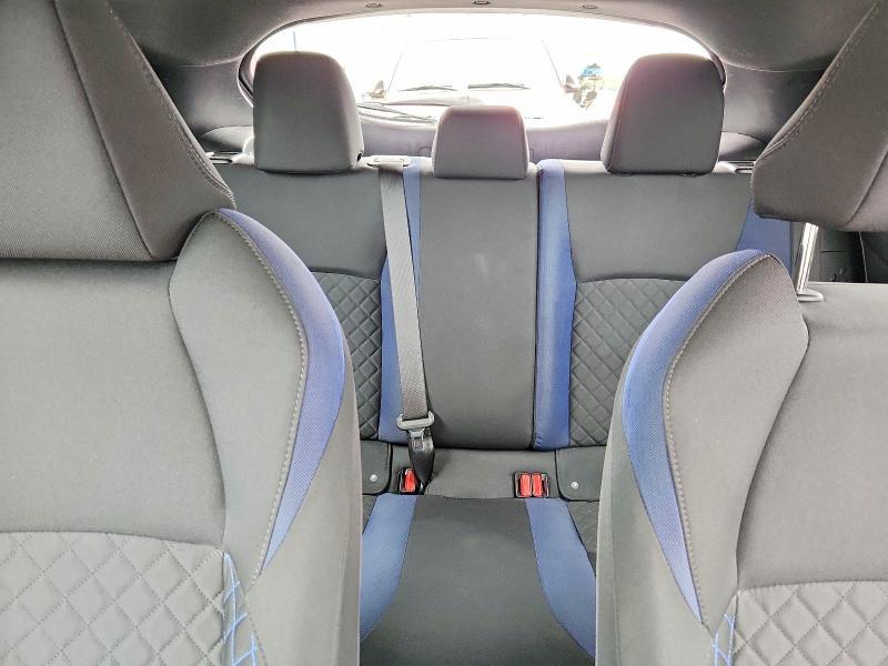 2020 Toyota C-hr xle