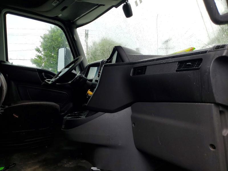 2018 International LT625 Semi Truck