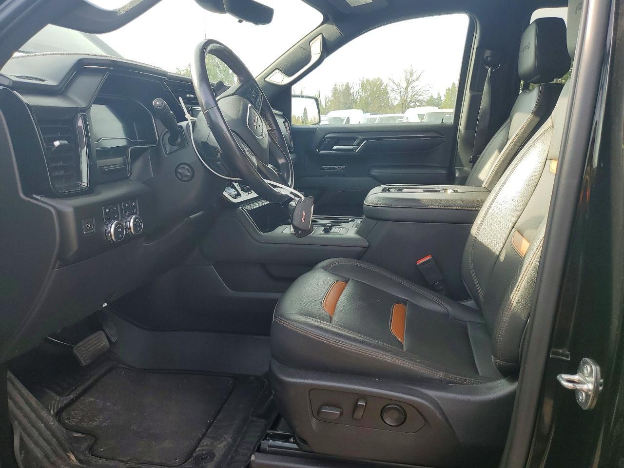 2022 GMC Sierra K1500 AT4