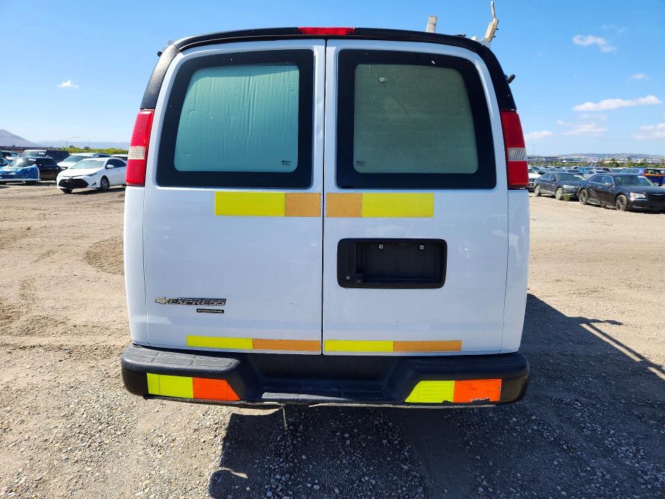 2016 Chev Express G2500