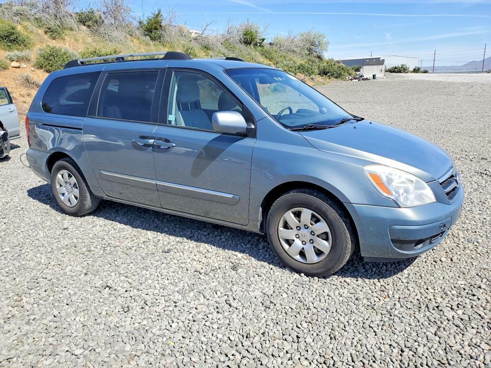 2008 Hyundai Entourage gls