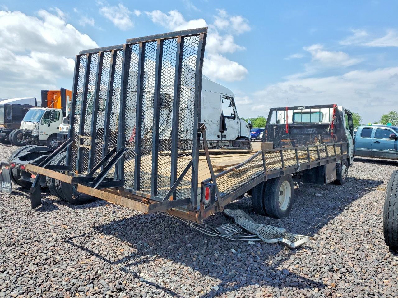 2019 Isuzu NPR HD
