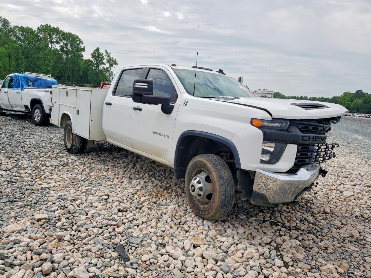 2021 Chevrolet Silverado C3500