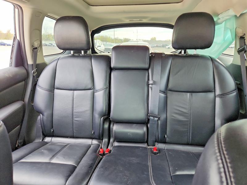 2017 Nissan Pathfinder sl