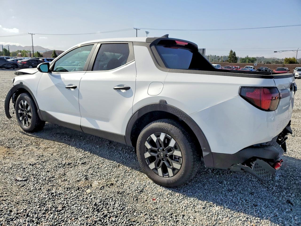 2025 Hyundai Santa Cruz SE