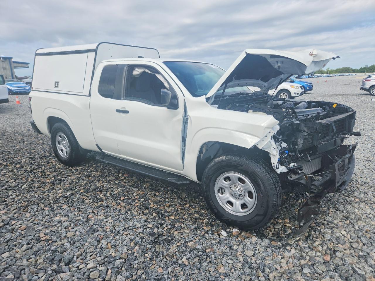 2025 Nissan Frontier S