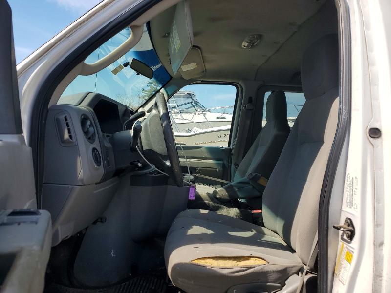 2014 Ford Econoline E350 Super Duty Wagon