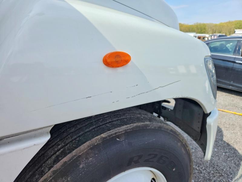 2020 Hino 258/268 BOX Truck
