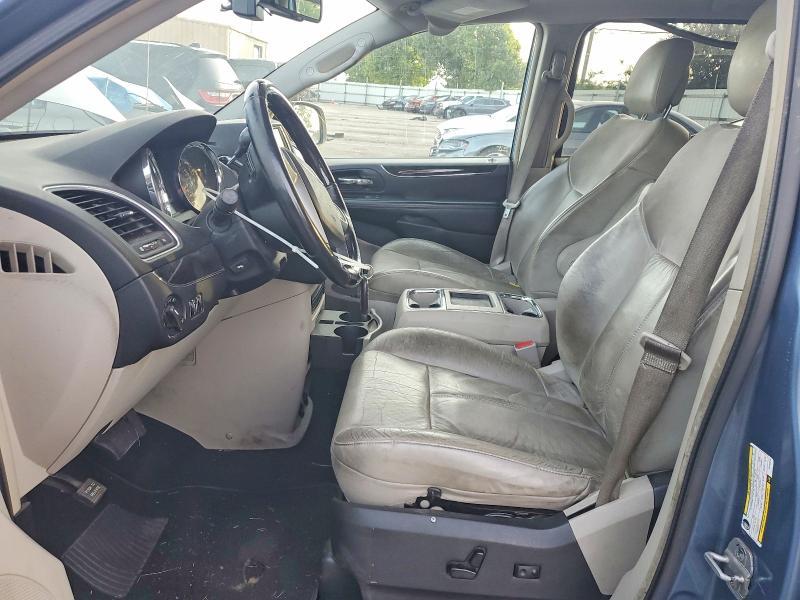 2012 Chrysler Town & Country Limited