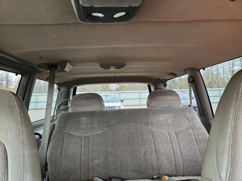 1998 Chev Astro
