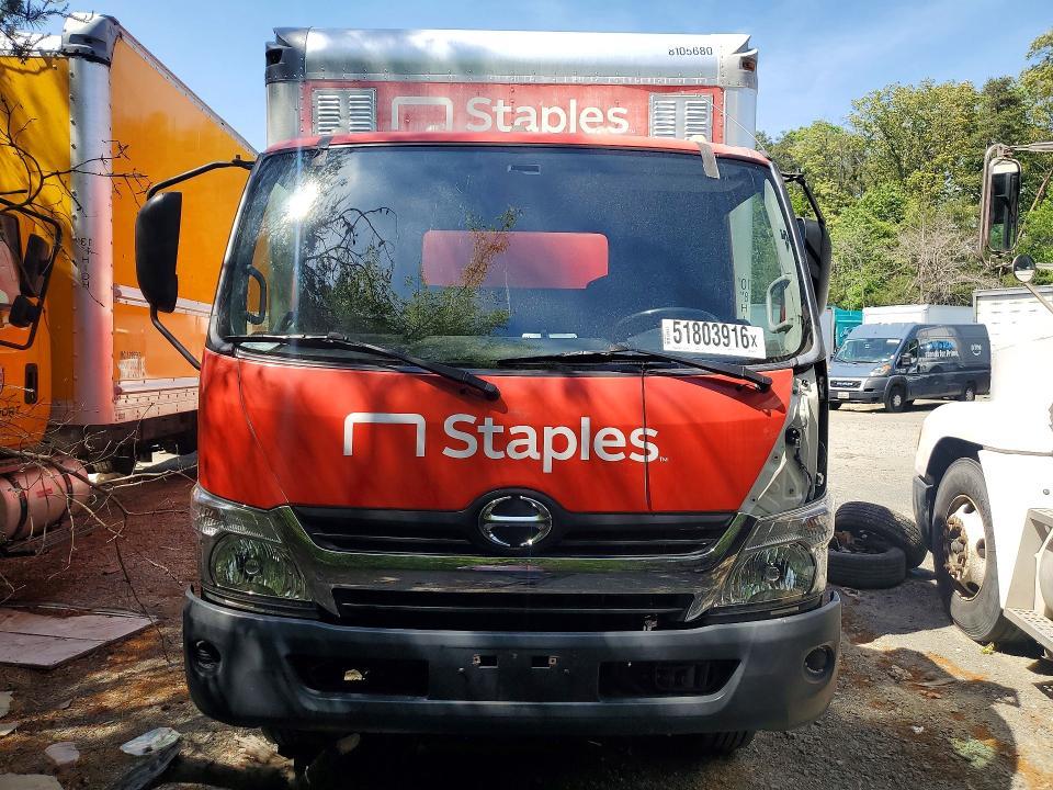 2017 Hino 195