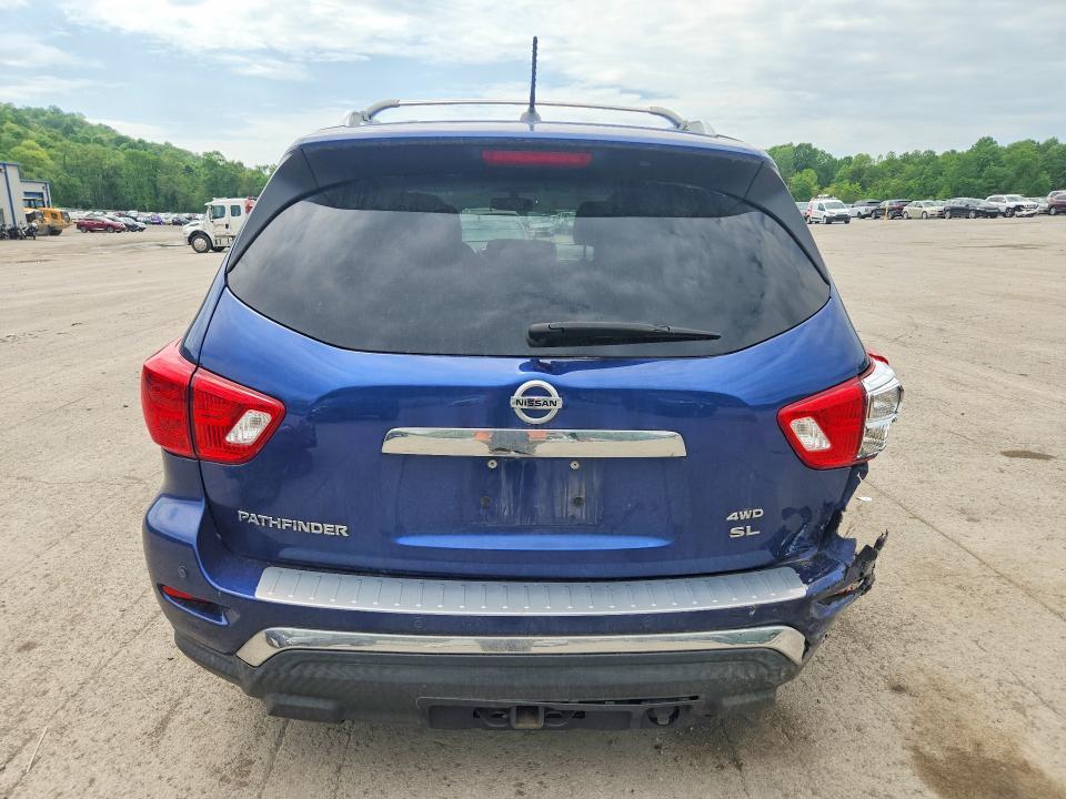 2018 Nissan Pathfinder sl