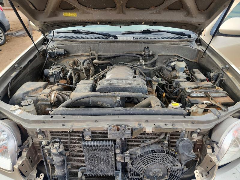 2003 Toyota Sequoia SR5