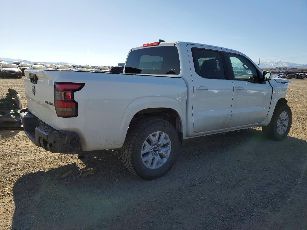2023 Nissan Frontier SV