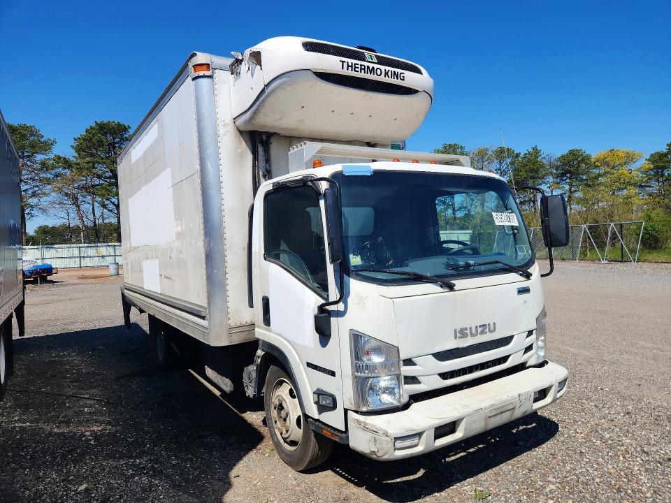 2018 Isuzu NQR Refrigerated BOX Truck
