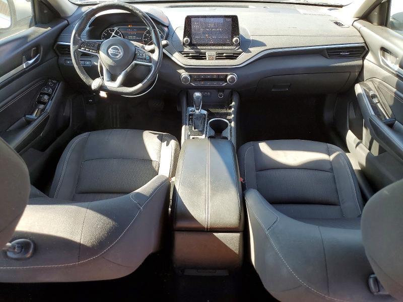 2022 Nissan Altima sv