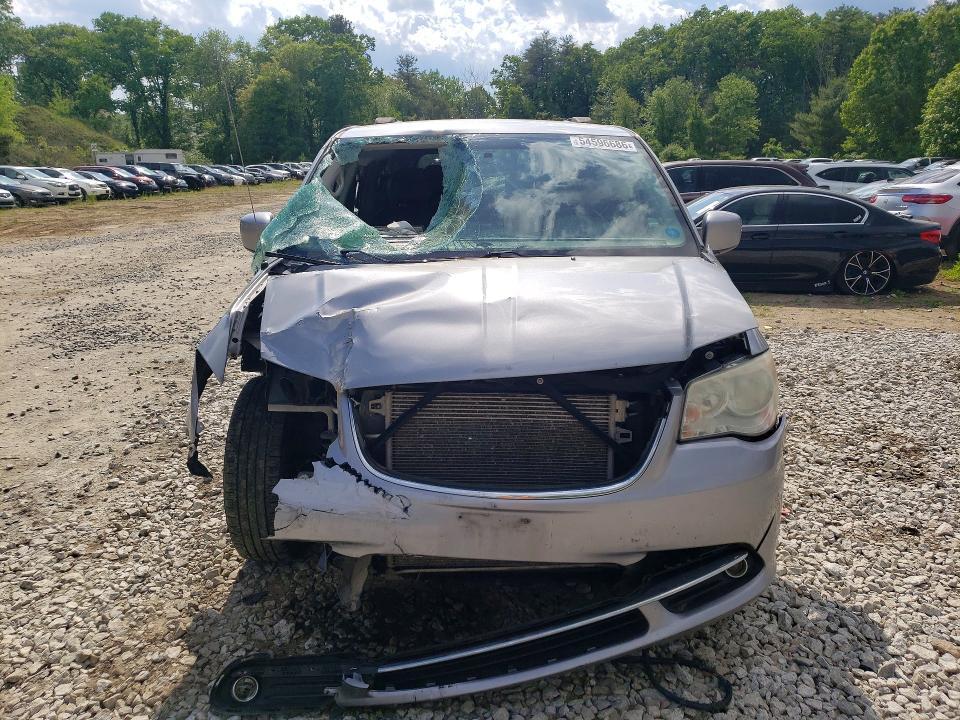 2013 Chrysler Town & Country Touring
