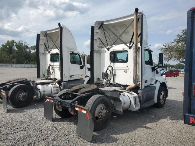 2018 Peterbilt 579 Semi Truck