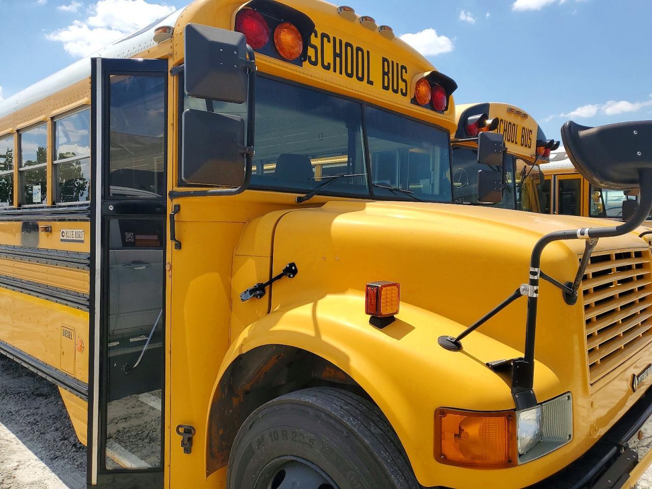 1998 International 3000 3800