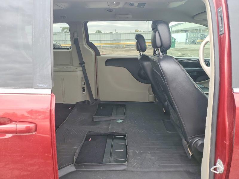 2013 Chrysler Town & Country Touring