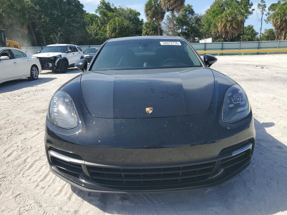 2019 Porsche Panamera Base
