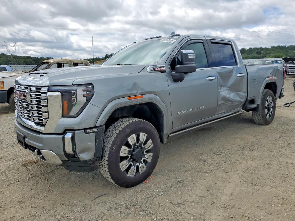 2024 GMC Sierra K3500 Denali